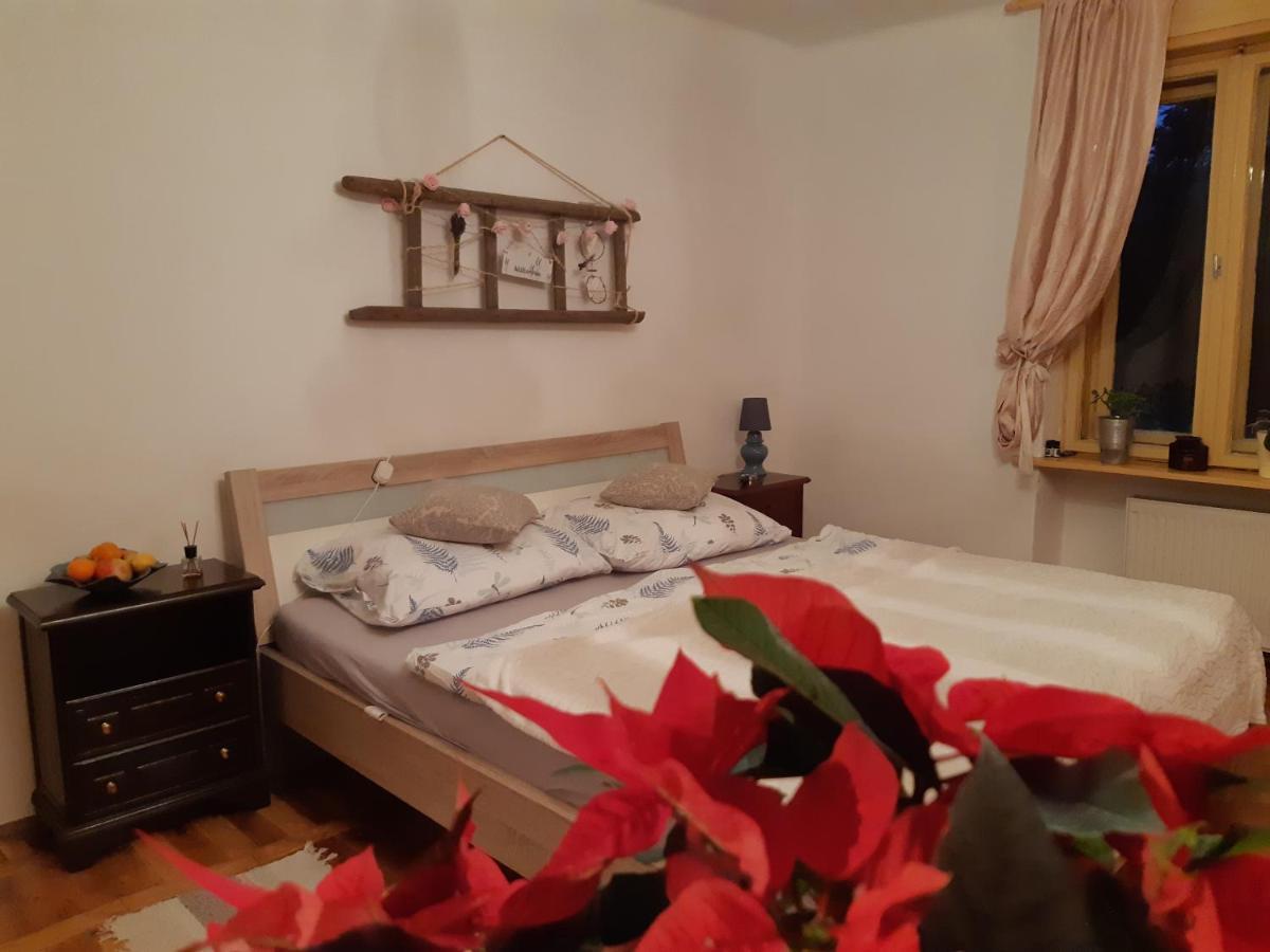 Axtburg Apartments Berbaltavar Esterno foto