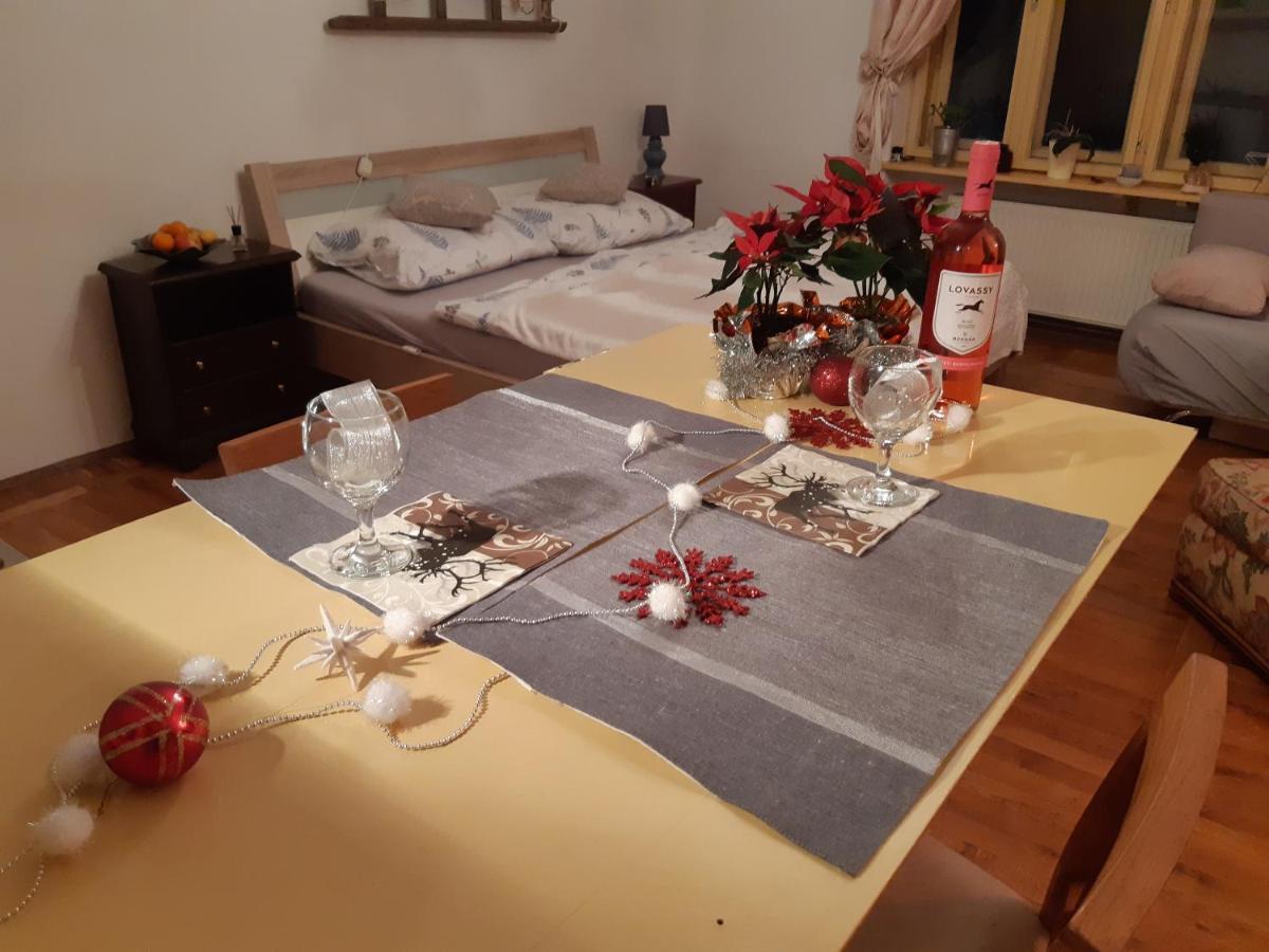 Axtburg Apartments Berbaltavar Esterno foto
