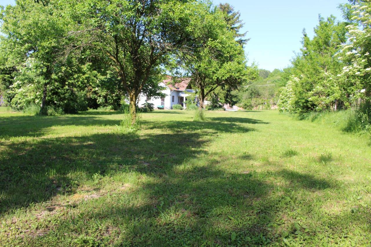 Axtburg Apartments Berbaltavar Esterno foto